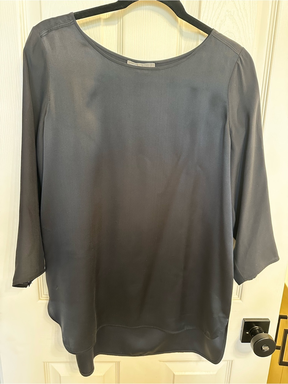 Vince Black/Ink Navy 100% Silk Blouse in Size M - EUC